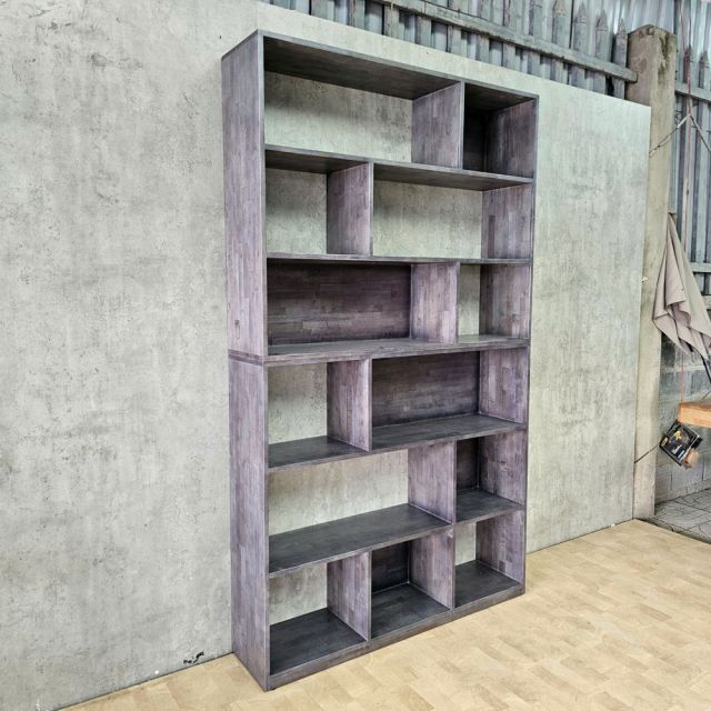 Kệ trang trí 130x30x220cm gỗ cao su KTT68092