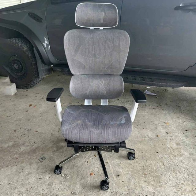 Ghế xoay lưng lưới chuẩn công thái học - MFK08G
