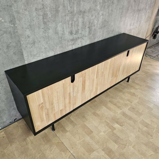 Tủ Gỗ Trang Trí Phòng Khách Hiện Đại KTB68060