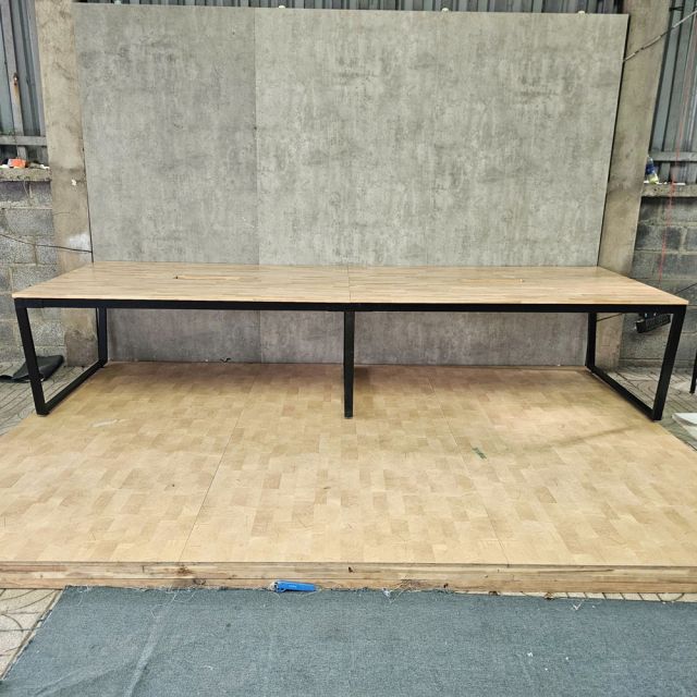 Bàn họp có hộp điện 360x120cm gỗ cao su hệ Trapez HBTC055