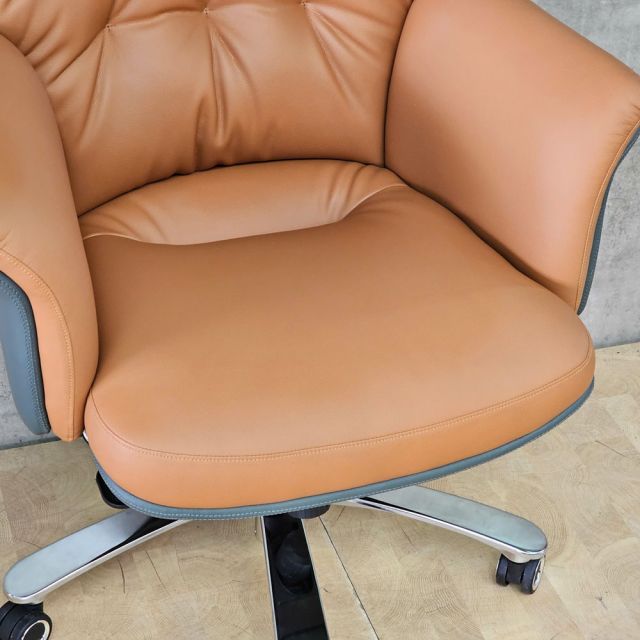 Ghế giám đốc bọc da bò nhập khẩu GAK998