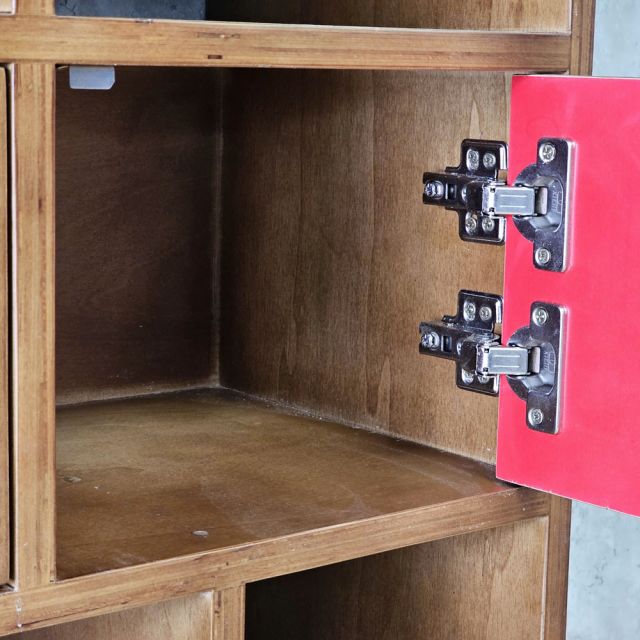 Kệ tủ trang trí 60x30x170cm gỗ Plywood Venner Brich chân sắt KTT68098