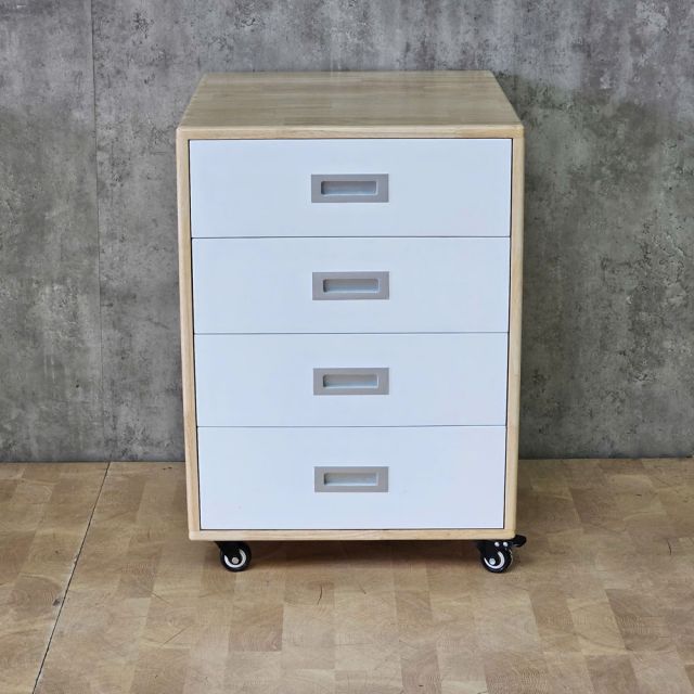 Tủ cá nhân di động 50x55x66cm gỗ cao su TCN68106