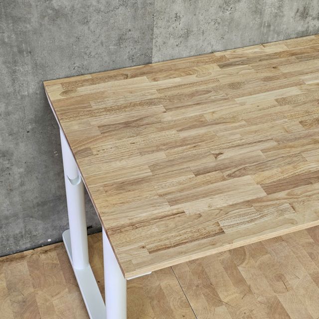 Bàn làm việc 240x80cm gỗ cao su hệ TIO HBTO058