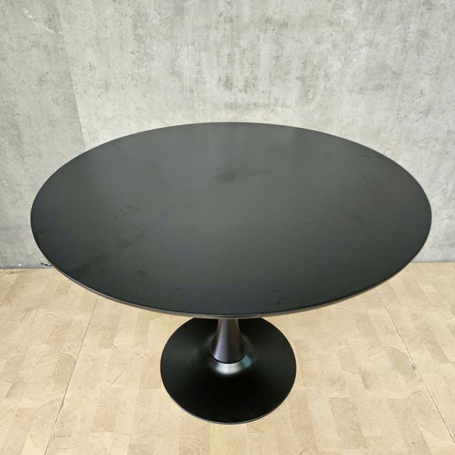 Bàn ăn tròn 100x100cm gỗ cao su chân Tulip BA68319