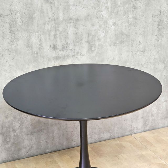 Bàn ăn tròn 100x100cm gỗ cao su chân Tulip BA68319