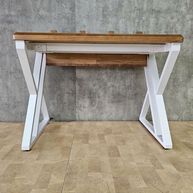 Bàn làm việc có hộp điện 100x60cm gỗ thông hệ XConcept HBXC074