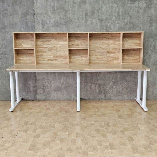 Bàn làm việc liền kệ sách 240x80cm gỗ cao su hệ TIO HBTO057