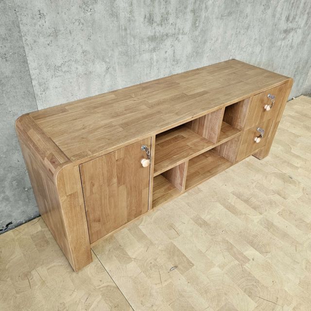 Kệ tivi phòng khách 140x40x55cm gỗ cao su KTV68144