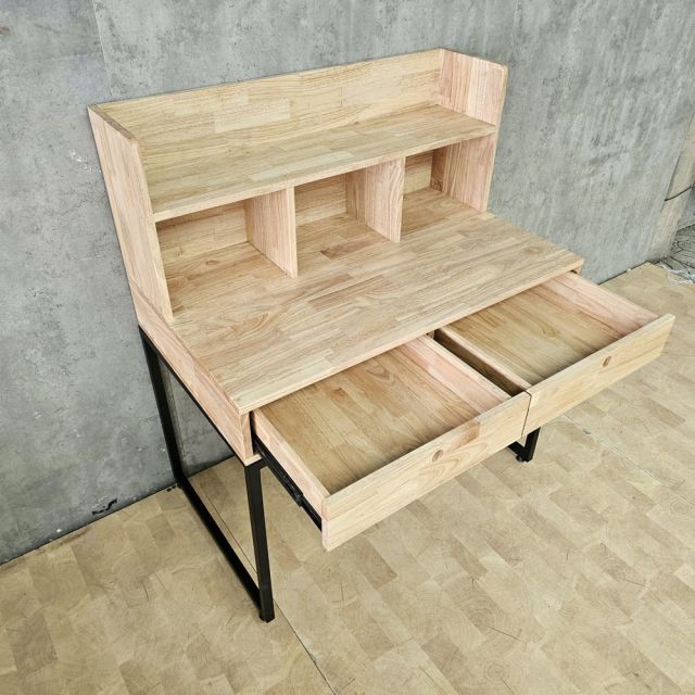 Bàn kết hợp kệ gỗ cao su chân sắt BD68088