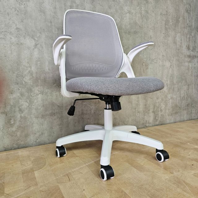 Ghế xoay lưng lưới chân nâng hạ NEC - GMA013