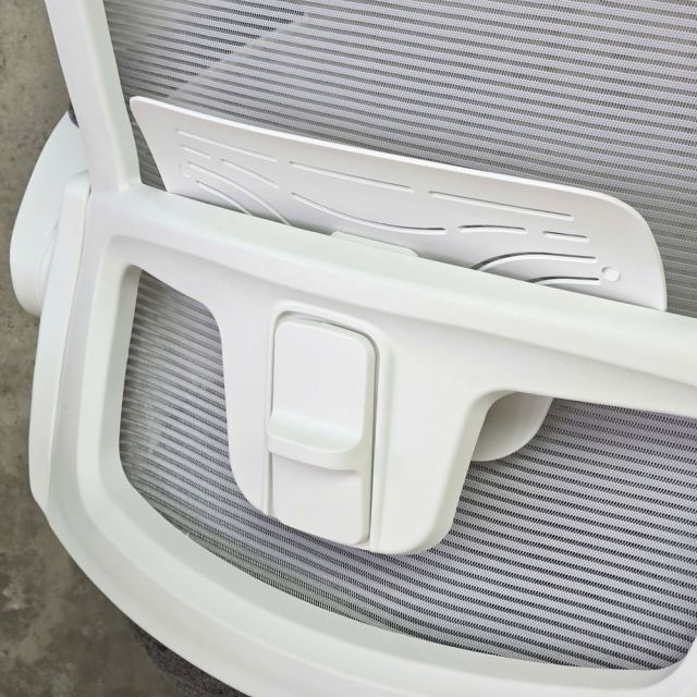 Ghế xoay lưng lưới chân nâng hạ NEO - GMA014