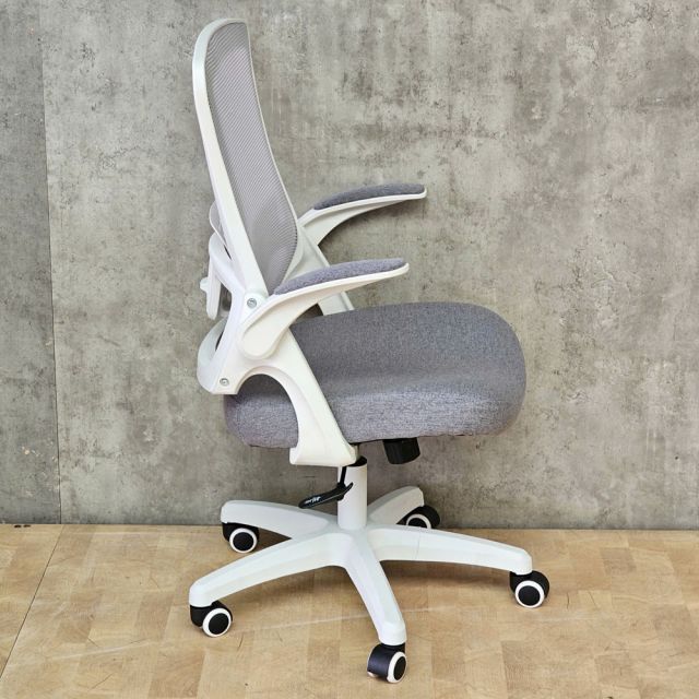 Ghế xoay lưng lưới chân nâng hạ NEO - GMA014