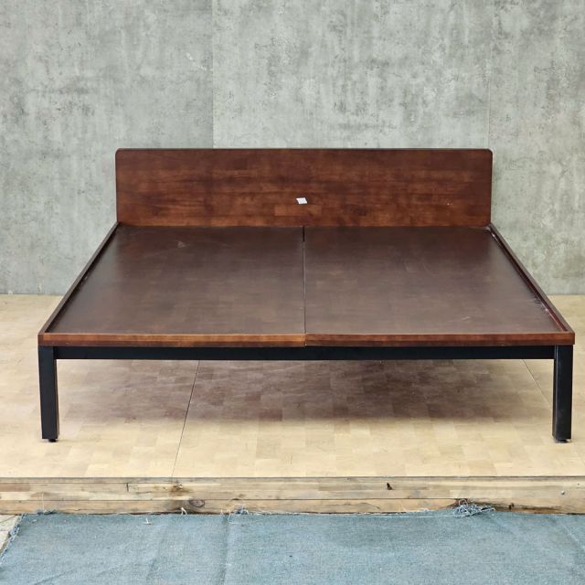 Giường ngủ ZENO cho nệm 160x200cm gỗ cao su GN68063