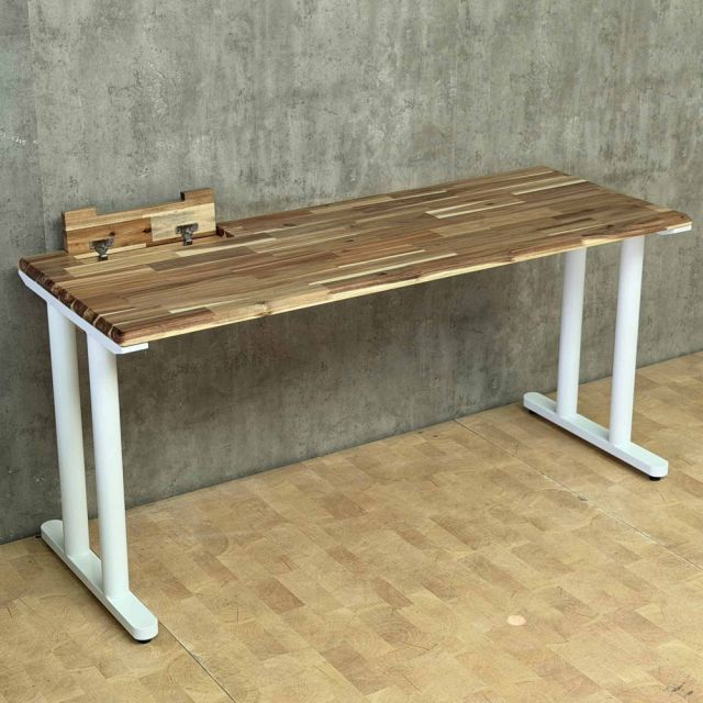 Bàn làm việc có hộp điện 160x60cm gỗ tràm hệ TIO HBTO060