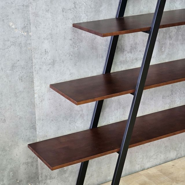 Kệ sách trang trí A2-SHELF gỗ cao su khung sắt KTT68107