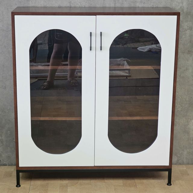 Tủ trang trí phòng khách 100x35x110cm gỗ cao su khung sắt KTT68109