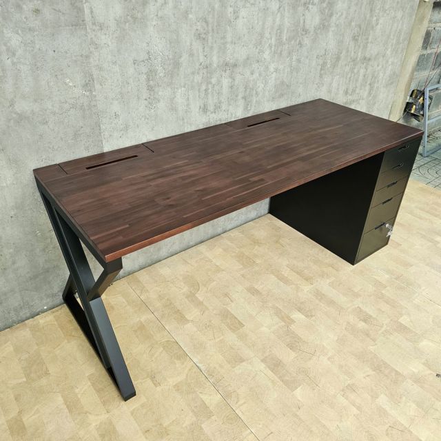 Bàn gác chân tủ có 2 hộp điện MELLIA 180x70cm gỗ tự nhiên BD68196