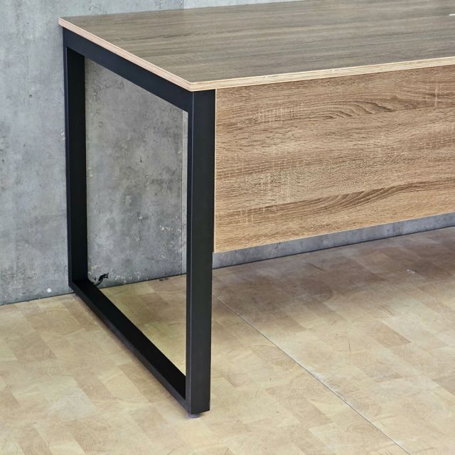 Bàn giám đốc 210x81cm gỗ plywood chân sắt BGD68091