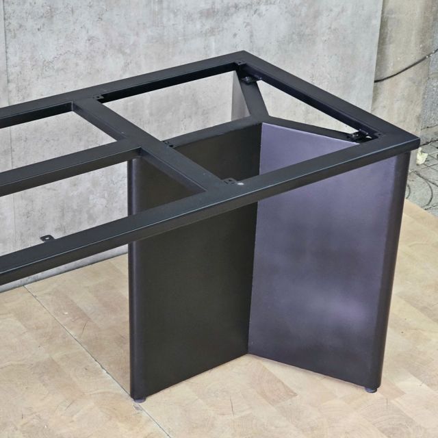 Chân bàn sắt 260x60cm sơn tĩnh điện CHB68128