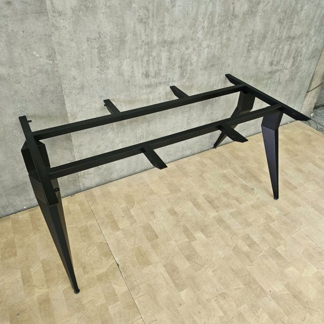Chân bàn sắt 160x80cm sơn tĩnh điện CHB68132