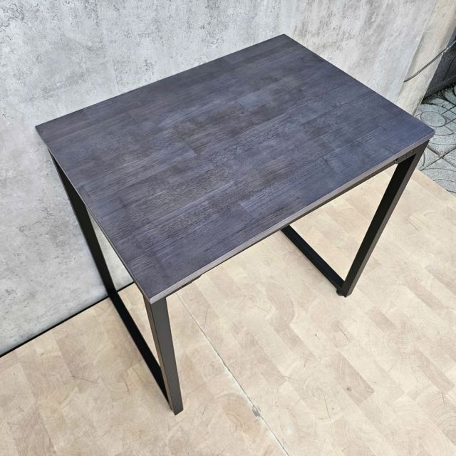 Bàn mini 70x50x75cm gỗ cao su chân sắt lắp ráp IDE68015
