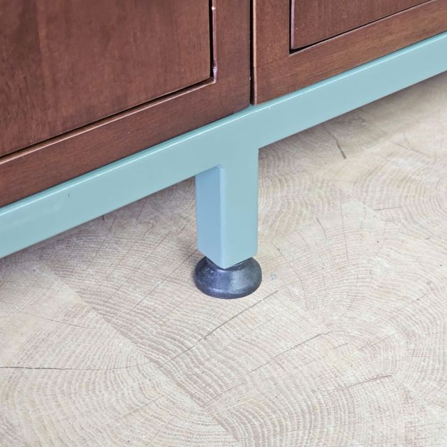 Tủ quần áo kết hợp giá treo ống nước 150x55x160cm gỗ cao su chân sắt TQA68117