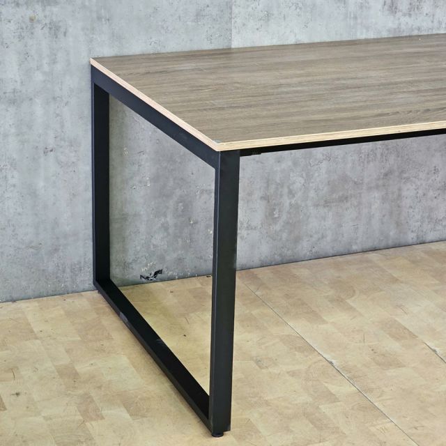 Bàn làm việc 200x100x75cm gỗ plywood chân hệ Rectang HBRT151