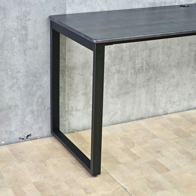 Bàn làm việc 180x60cm gỗ cao su chân sắt hệ Rectang HBRT153