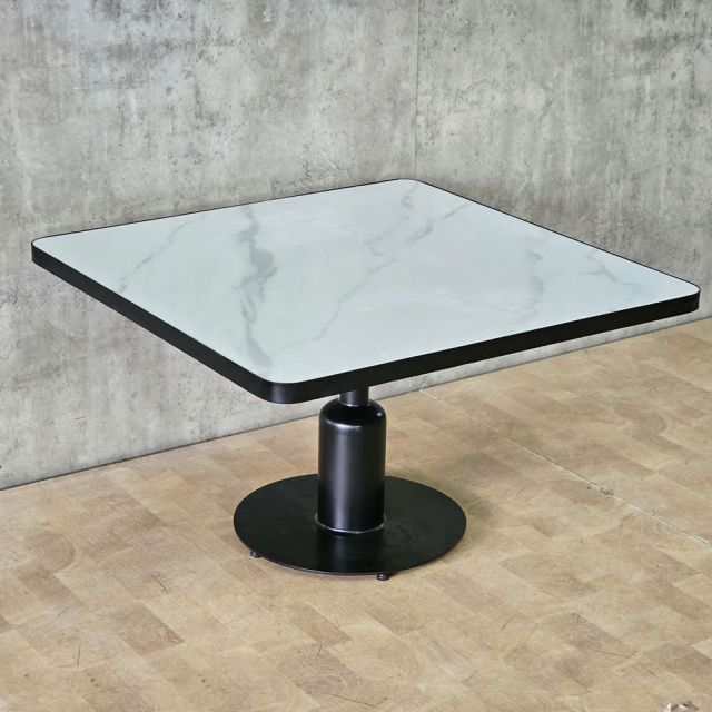 Bàn sofa vuông đk 80cm mặt đá ceramic chân sắt TT68382
