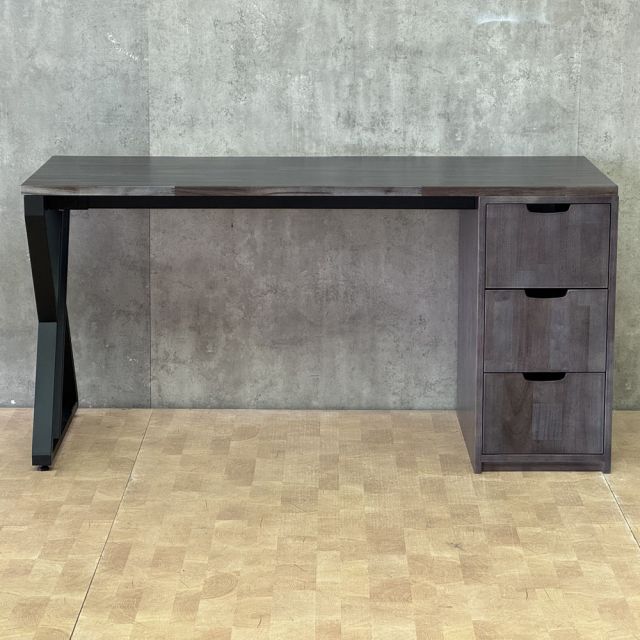 Bàn làm việc gác tủ 150x60x75cm gỗ tự nhiên chân hệ XConcept BD68205