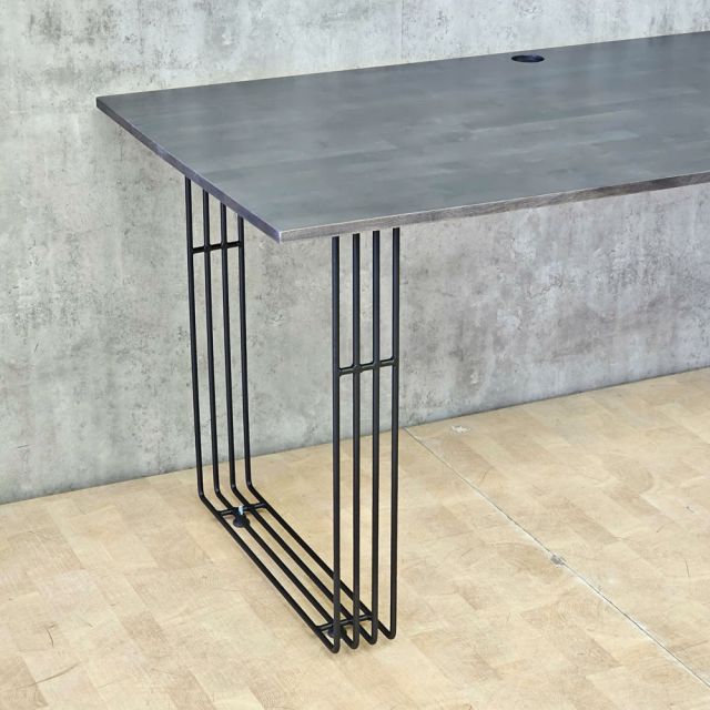 Bàn làm việc 160x80cm gỗ cao su chân sắt sơn tĩnh điện BD68206