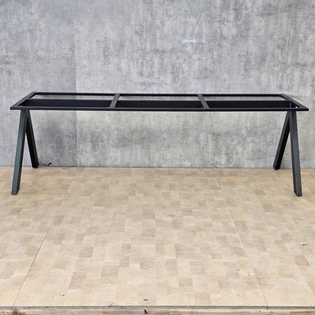 Chân bàn sắt 220x80cm sơn tĩnh điện CHB68139