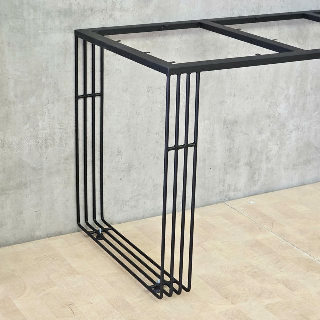 Chân bàn sắt uốn cong tạo hình sơn tĩnh điện CHB68141