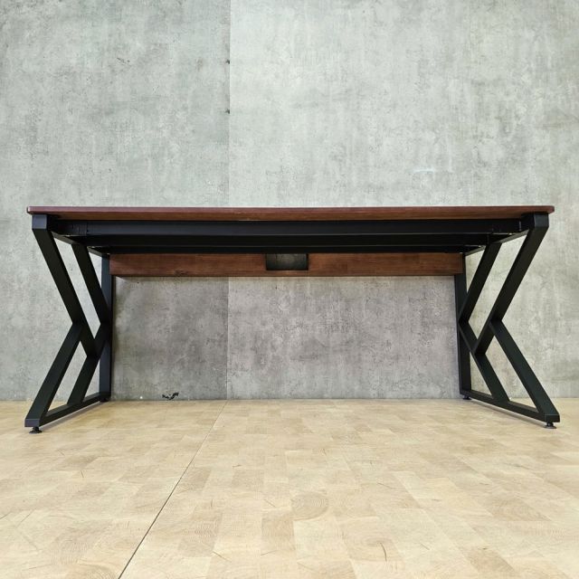 Bàn làm việc ZDesk tích hợp hộp điện 180x80x75cm gỗ cao su hệ KConcept HBKC065