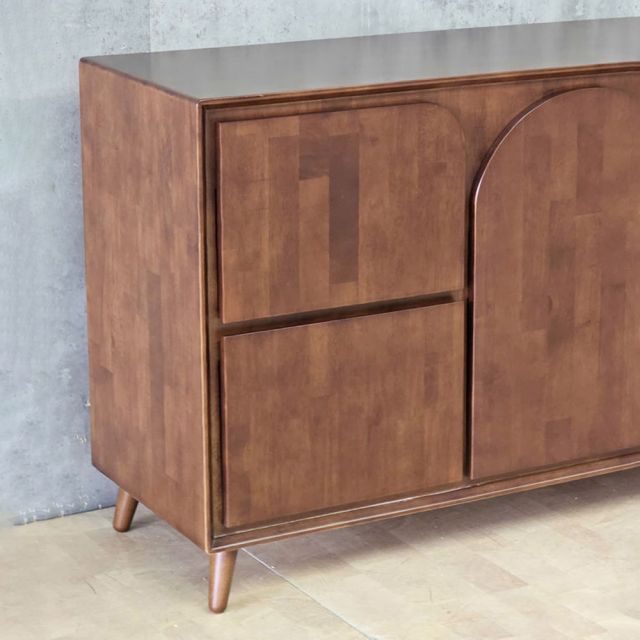 Tủ gỗ phòng khách 135x45x89cm gỗ cao su KTT68124