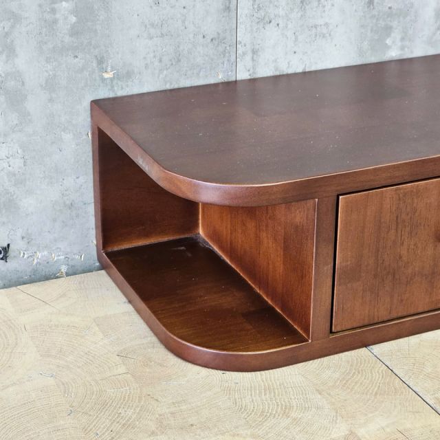 Kệ tivi treo tường 90x24x16cm gỗ cao su KTV68152