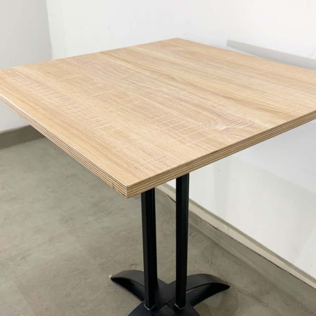 Bàn cafe vuông gỗ Plywood chân sắt chữ thập cong CFD68068