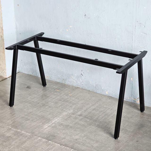 Chân bàn sắt 140x70cm hệ PLY lắp ráp HCPL004