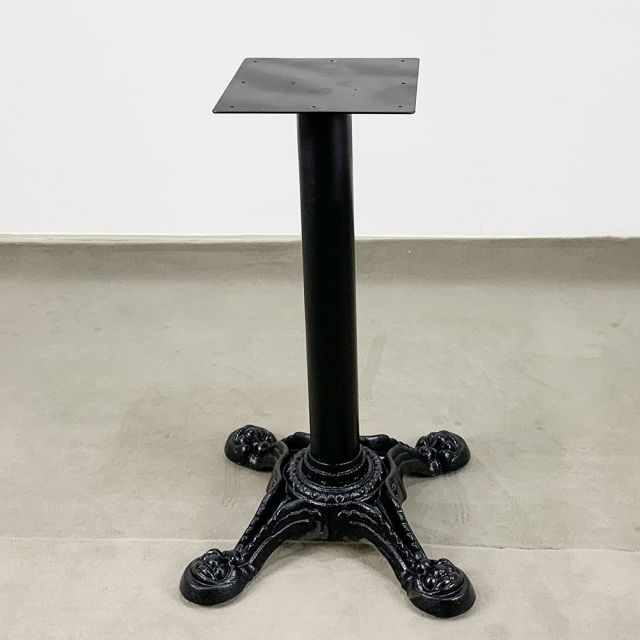 Chân bàn cafe đế gang đúc 4 chĩa CHBCF008