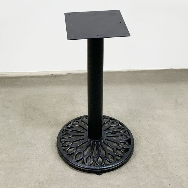 Chân bàn Cafe đế gang đúc hoa văn CHBCF014