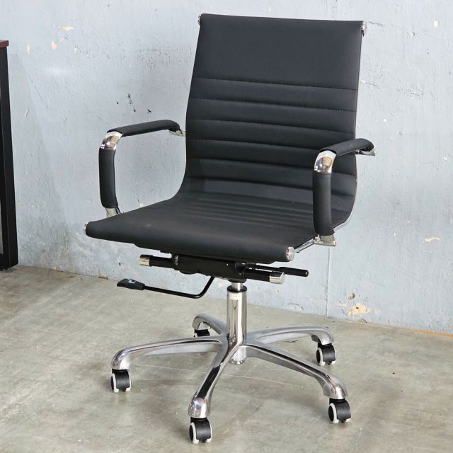 Ghế văn phòng lưng thấp bọc simili cao cấp MFM07
