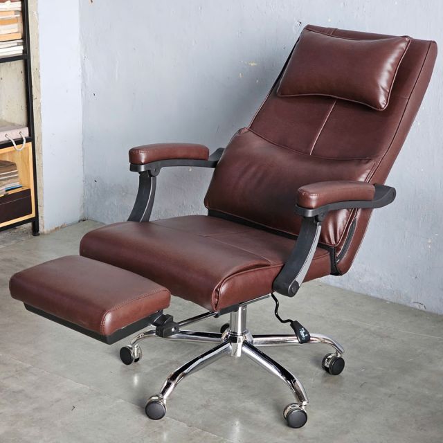 Ghế giám đốc ngả lưng nệm bọc simili màu nâu MFA714N
