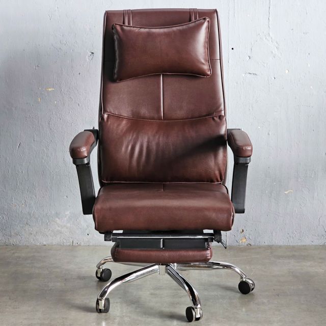 Ghế giám đốc ngả lưng nệm bọc simili màu nâu MFA714N