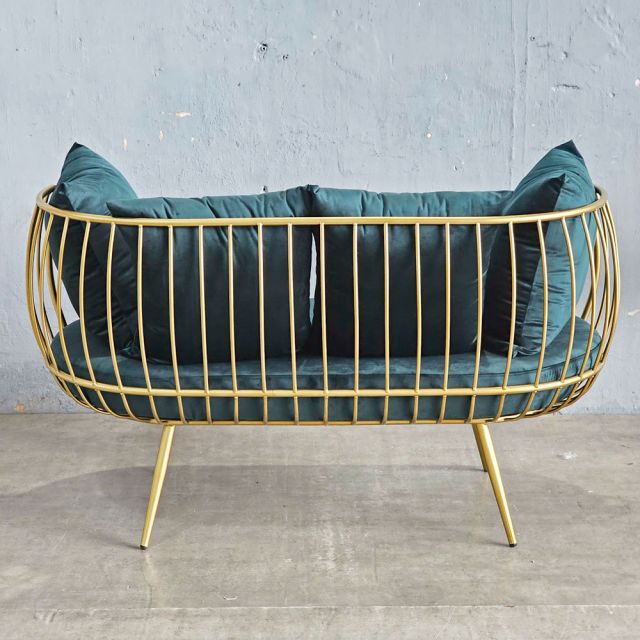 Ghế sofa khung sắt tròn vàng đồng nệm xanh GSD68056