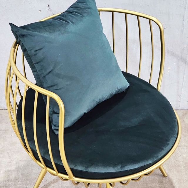Ghế sofa đơn, ghế thư giãn nệm xanh khung tròn vàng đồng GSD68046