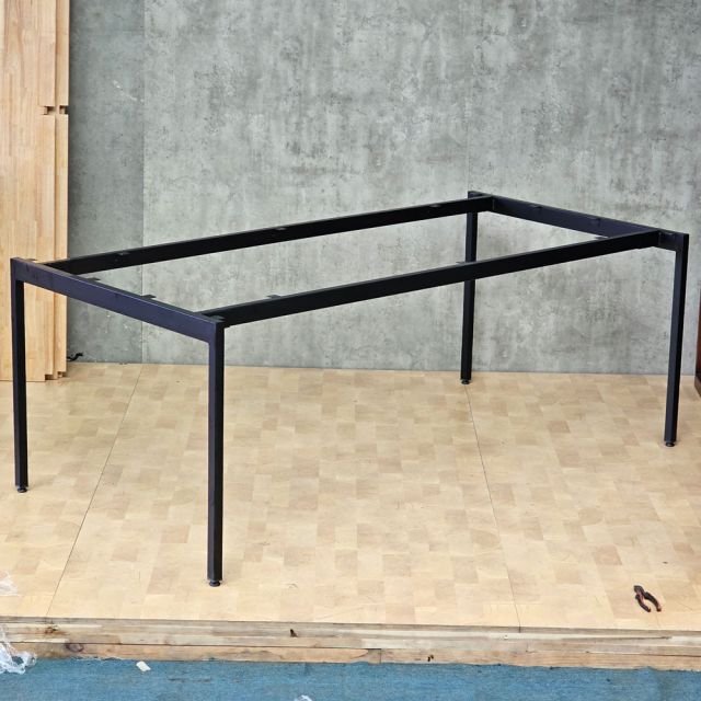 Chân sắt lắp ráp bàn 200x100cm hệ Slean HCSL023