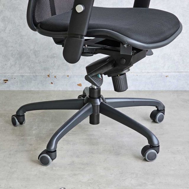 Ghế công thái học Ergonomic lưng và nệm lưới GSP85SJ-02