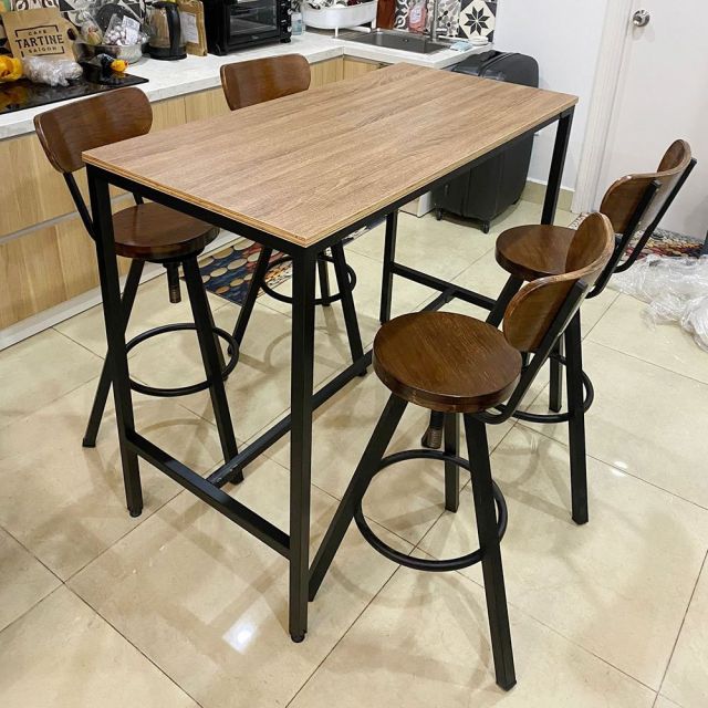 Combo bàn bar 120x60cm và 4 ghế bar tựa lưng gỗ CBCF186