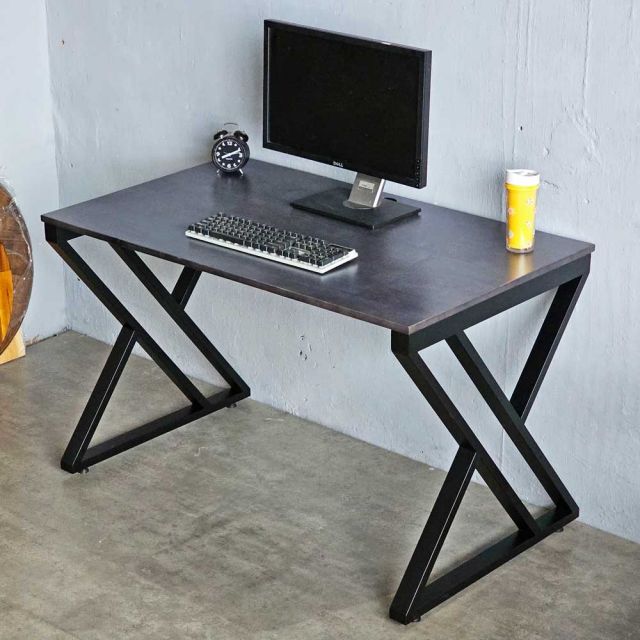 Bàn GamingDesk 140x70cm gỗ cao su chân sắt GD68053